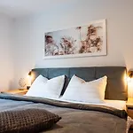 Hrastnica Apartmán *