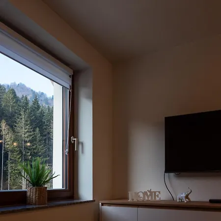 Hrastnica Lejlighed Škofja Loka