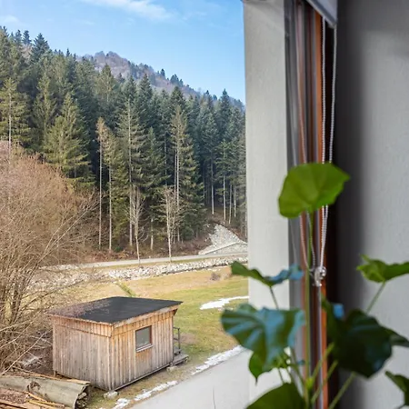 Hrastnica Škofja Loka