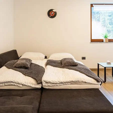 Hrastnica Lejlighed Škofja Loka