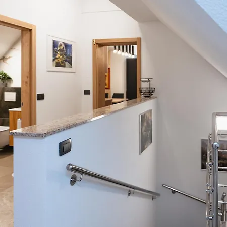 Hrastnica Apartment
