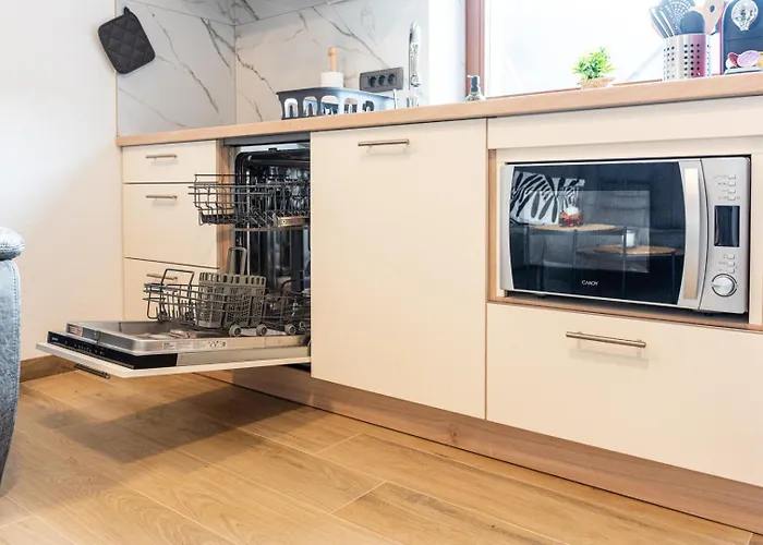 Hrastnica Daire Škofja Loka