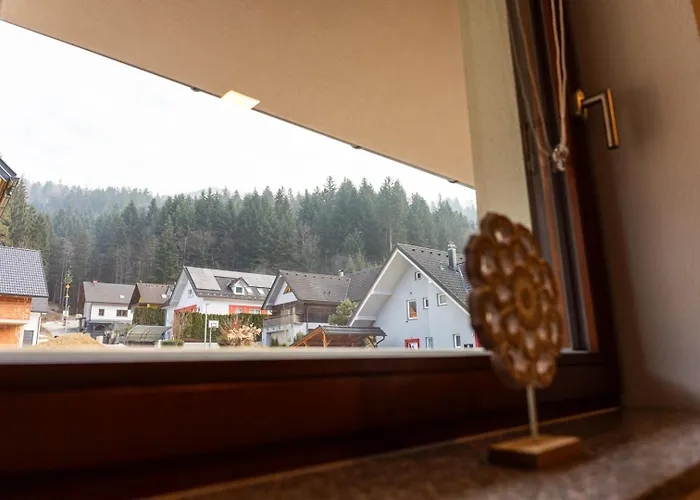 Hrastnica Daire Škofja Loka