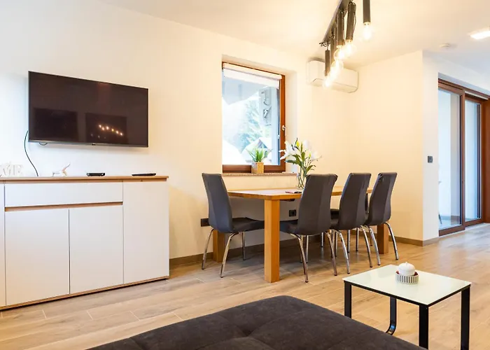 Hrastnica Daire Škofja Loka