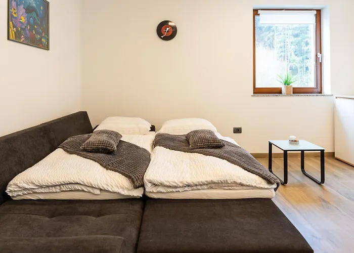 Hrastnica Daire Škofja Loka