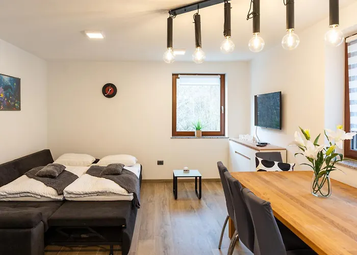 Hrastnica Daire Škofja Loka