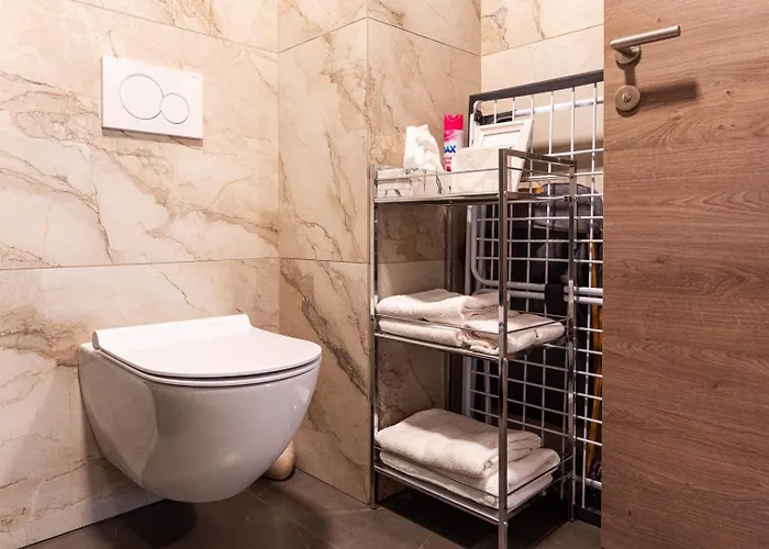 Hrastnica Škofja Loka