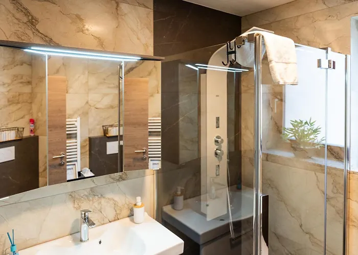 Daire Hrastnica Škofja Loka